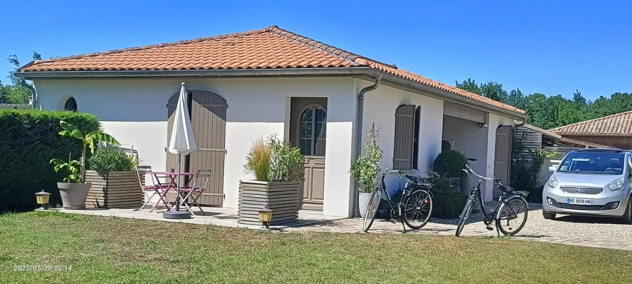 Studio Independant Mios Bourg Εξωτερικό φωτογραφία